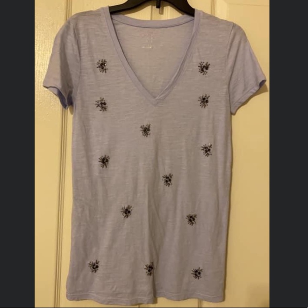 V-neck shirt